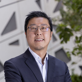 Xun Xu 100216 1